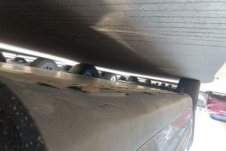 Used ARCFOX Alpha S 2022 708S+ 160kW Right Side Sill