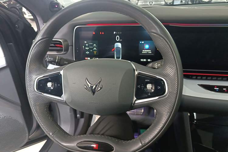 Used ARCFOX Alpha S 2022 HI Version Advanced Edition Steering Wheel