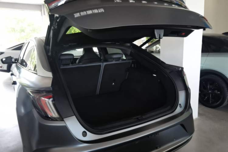 Used ARCFOX Alpha S 2022 HI Version Advanced Edition Trunk