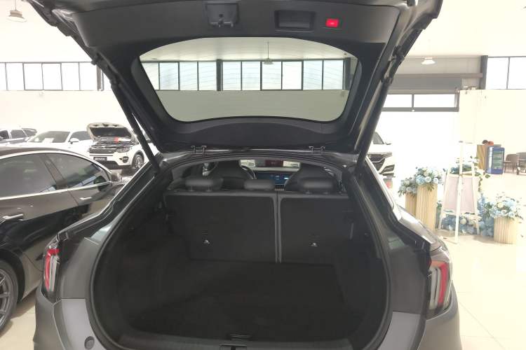 Used ARCFOX Alpha S 2022 HI Version Advanced Edition Trunk