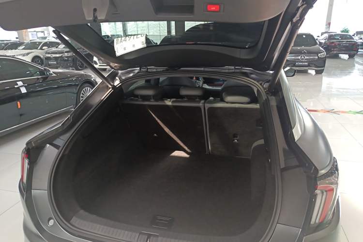 Used ARCFOX Alpha S 2022 HI Version Advanced Edition Trunk