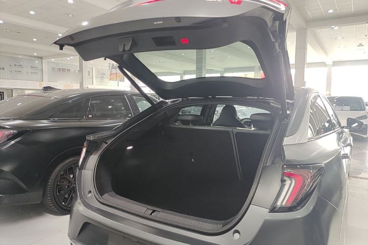 Used ARCFOX Alpha S 2022 HI Version Advanced Edition Trunk