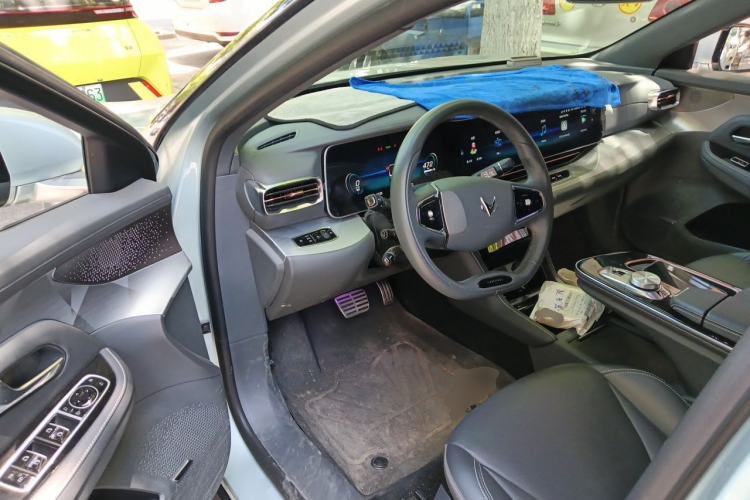 Used ARCFOX Alpha S 2022 525S 160kW Driver Seat