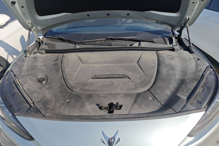 Used ARCFOX Alpha S 2022 525S 175kW Engine Bay