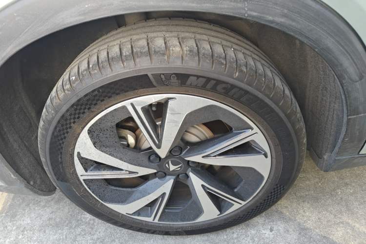 Used ARCFOX Alpha S 2022 525S 175kW Exterior 4