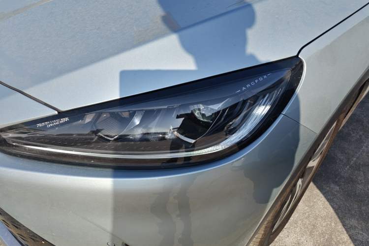 Used ARCFOX Alpha S 2022 525S 175kW Left Front Headlight