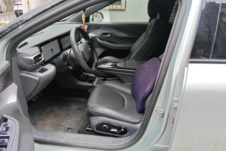 Used ARCFOX Alpha S 2022 525S 160kW Left Front Seat