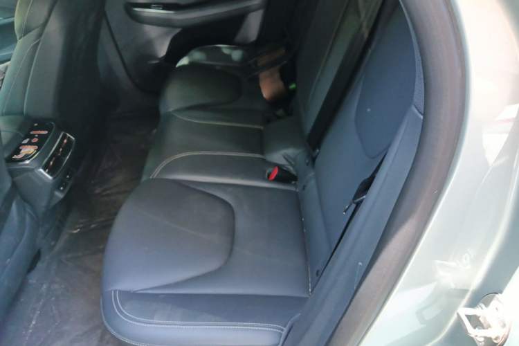 Used ARCFOX Alpha S 2022 525S 160kW Left Rear Seat