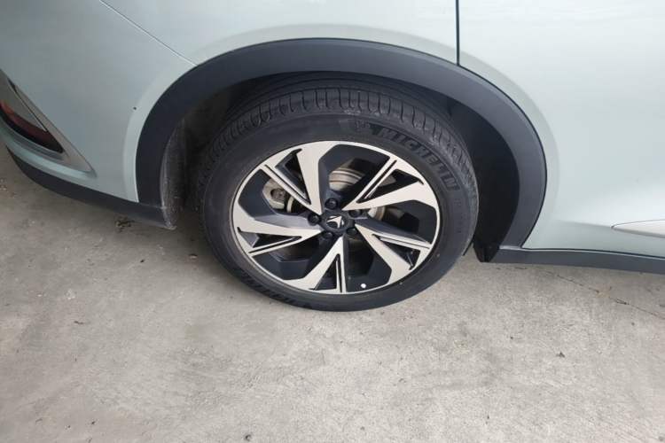 Used ARCFOX Alpha S 2022 525S 160kW Right Rear Wheel Hub