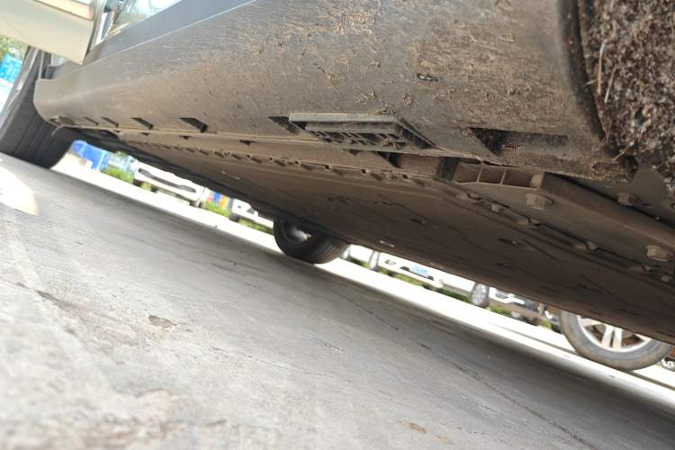 Used ARCFOX Alpha S 2022 525S 160kW Right Side Sill