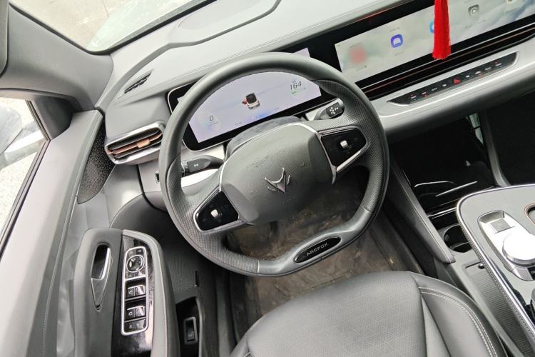 Used ARCFOX Alpha S 2022 525S 160kW Steering Wheel