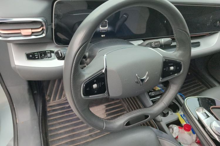 Used ARCFOX Alpha S 2022 708S+ 160kW Steering Wheel