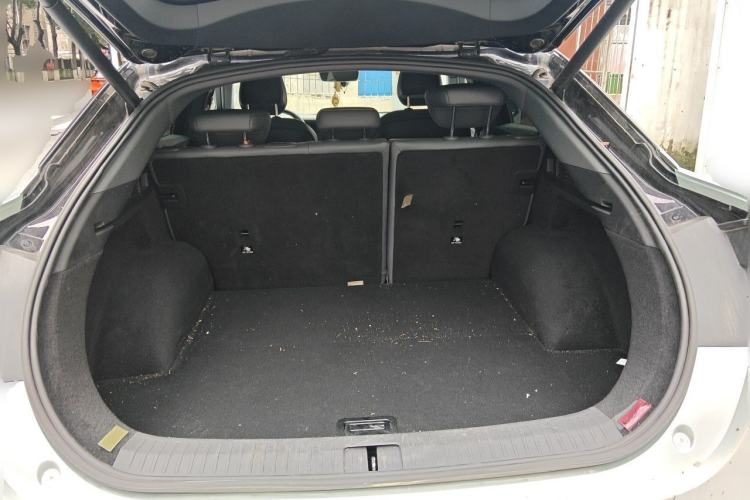 Used ARCFOX Alpha S 2022 525S 160kW Trunk