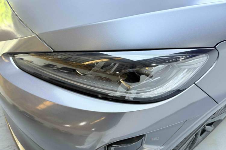 Used ARCFOX Alpha S 2022 HI Version Advanced Edition Left Front Headlight