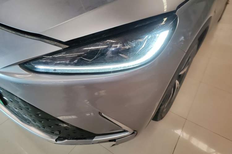 Used ARCFOX Alpha S 2022 525S 160kW Left Front Headlight