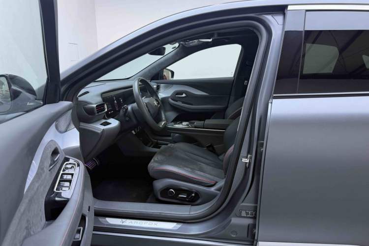 Used ARCFOX Alpha S 2022 HI Version Advanced Edition Left Front Seat