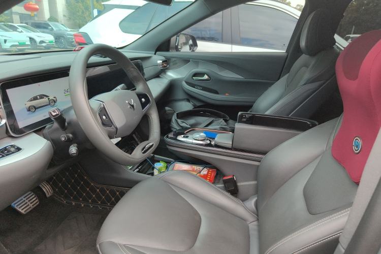 Used ARCFOX Alpha S 2022 525S 160kW Left Front Seat