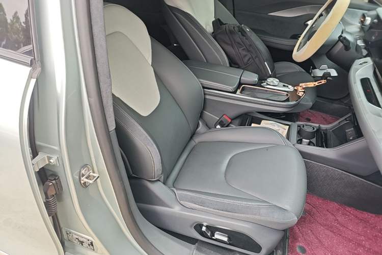 Used ARCFOX Alpha S 2022 708S+ 160kW Right Front Seat