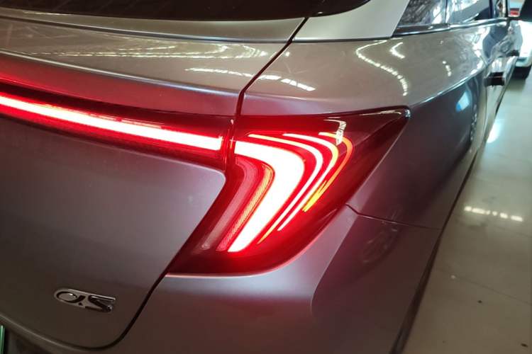 Used ARCFOX Alpha S 2022 525S 160kW Right Rear Taillight