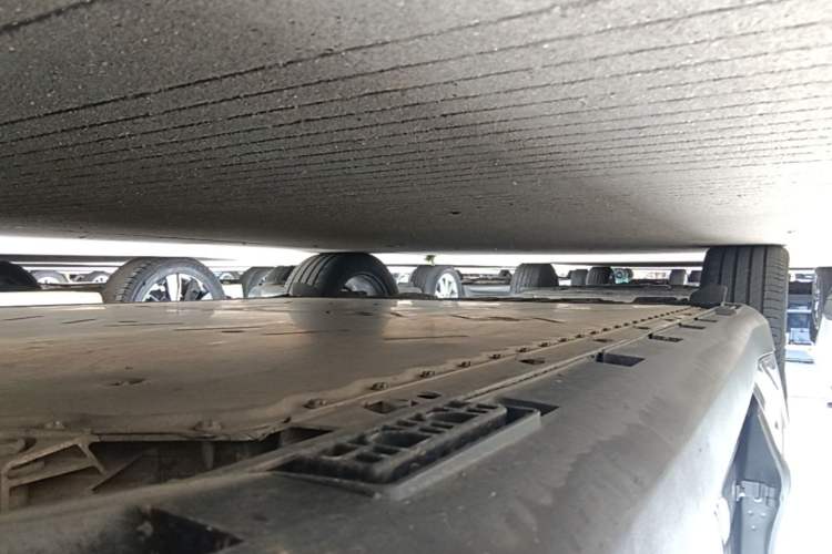 Used ARCFOX Alpha S 2022 708S+ 160kW Right Side Sill