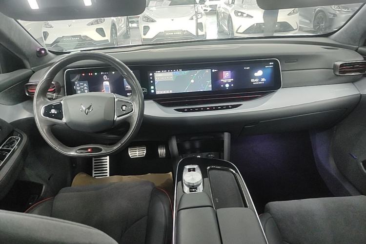 Used ARCFOX Alpha S 2022 HI Version Advanced Edition Center Console