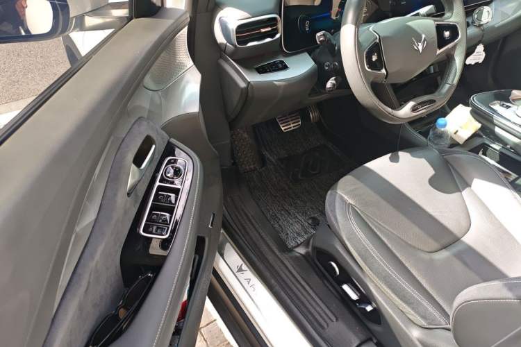 Used ARCFOX Alpha S 2022 708S+ 175kW Driver Seat