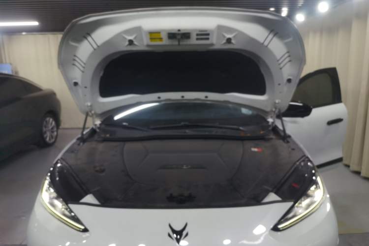 Used ARCFOX Alpha S 2022 HI Version Advanced Edition Engine Bay