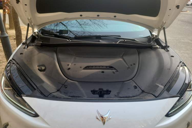 Used ARCFOX Alpha S 2022 525S 160kW Engine Bay