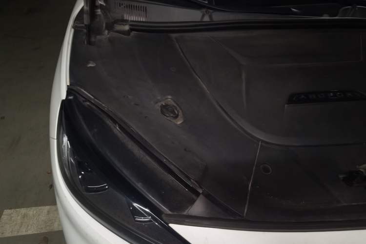 Used ARCFOX Alpha S 2022 525S 160kW Engine Bay Right