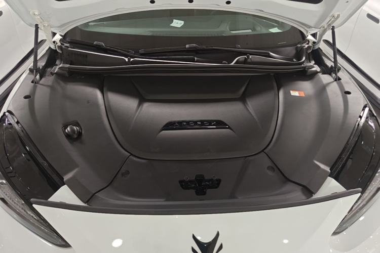 Used ARCFOX Alpha S 2022 HI Version Advanced Edition Engine Bay