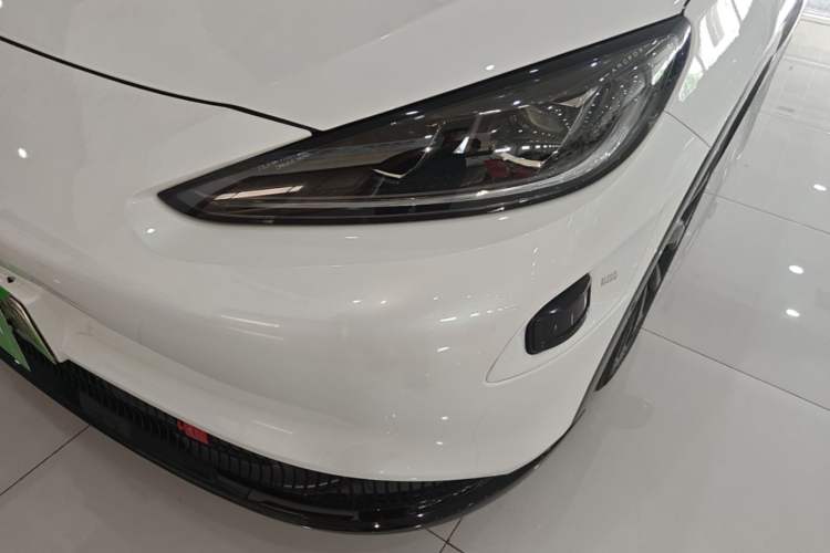 Used ARCFOX Alpha S 2022 HI Version Advanced Edition Left Front Headlight