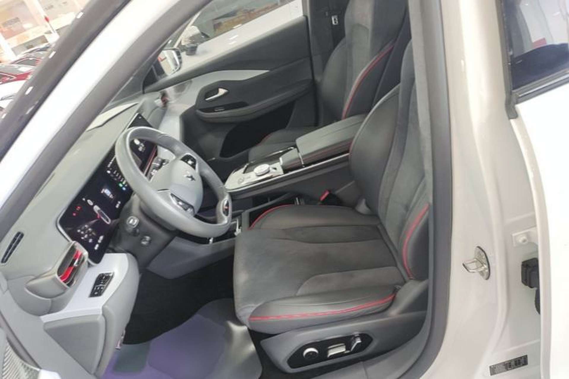 Used ARCFOX Alpha S 2022 HI Version Advanced Edition Left Front Seat