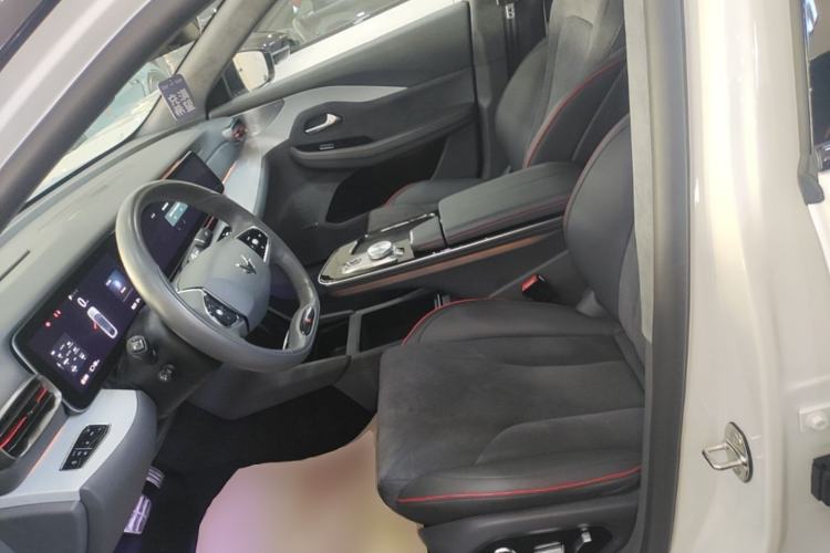 Used ARCFOX Alpha S 2022 HI Version Advanced Edition Left Front Seat
