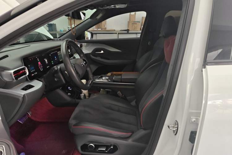 Used ARCFOX Alpha S 2022 HI Edition Advanced Version Left Front Seat