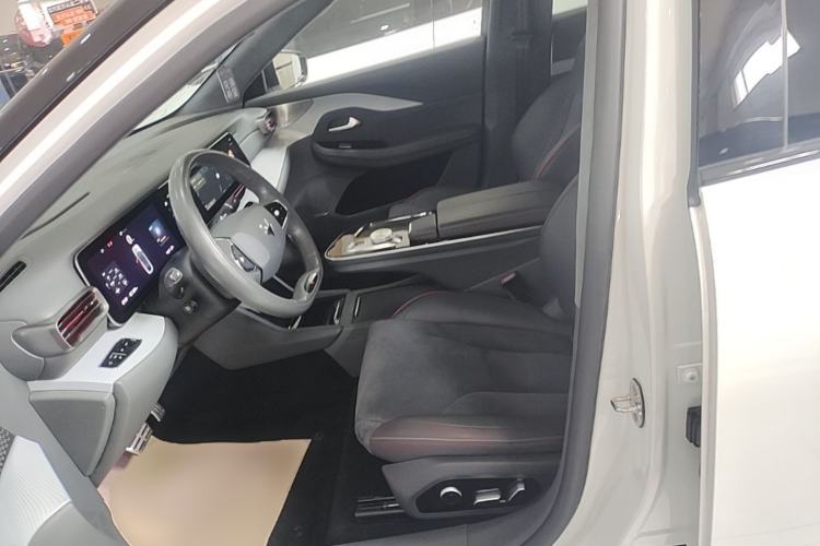 Used ARCFOX Alpha S 2022 HI Version Advanced Edition Left Front Seat