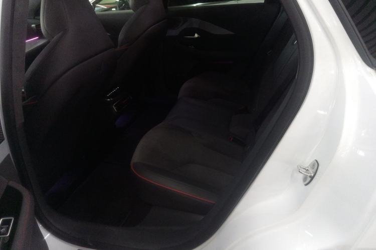 Used ARCFOX Alpha S 2022 HI Version Advanced Edition Left Rear Seat