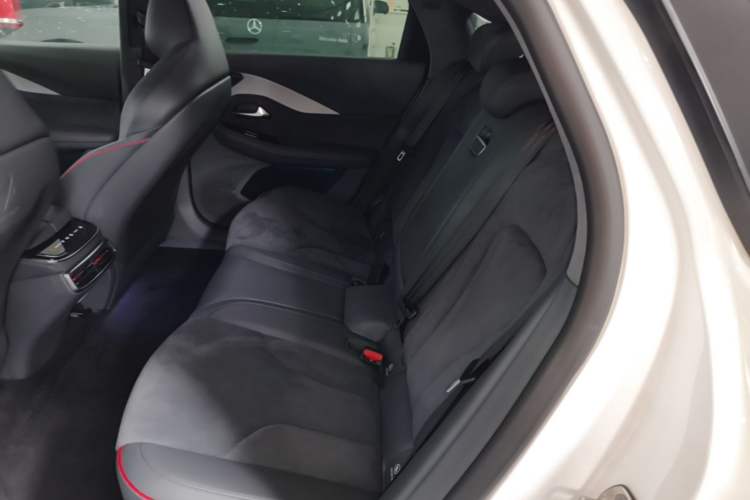 Used ARCFOX Alpha S 2022 HI Version Advanced Edition Left Rear Seat