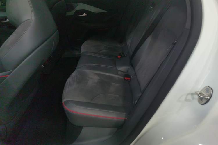 Used ARCFOX Alpha S 2022 HI Version Advanced Edition Left Rear Seat