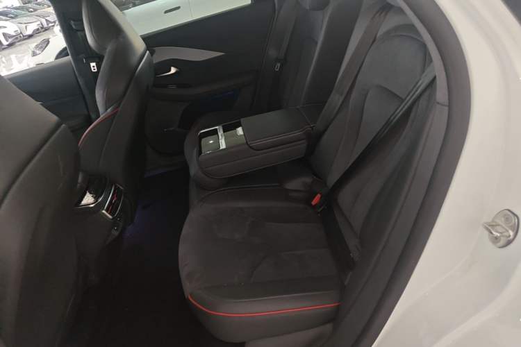 Used ARCFOX Alpha S 2022 HI Version Advanced Edition Left Rear Seat