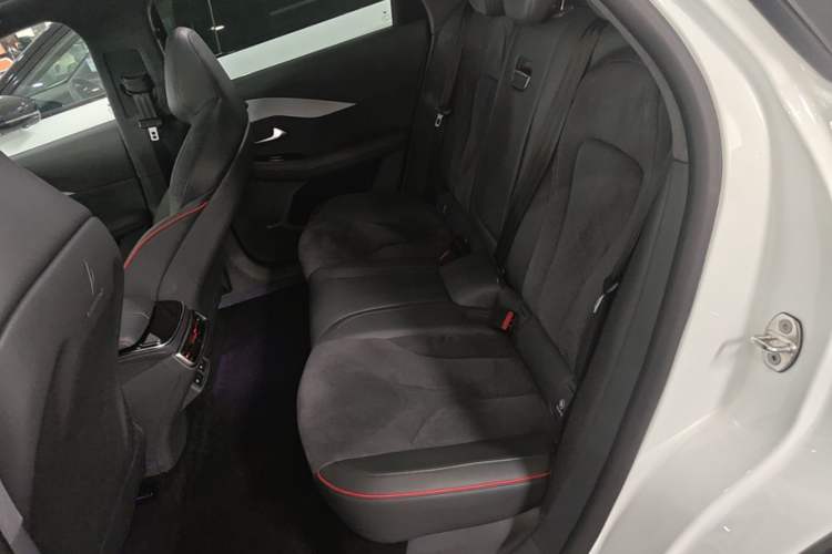 Used ARCFOX Alpha S 2022 HI Version Advanced Edition Left Rear Seat