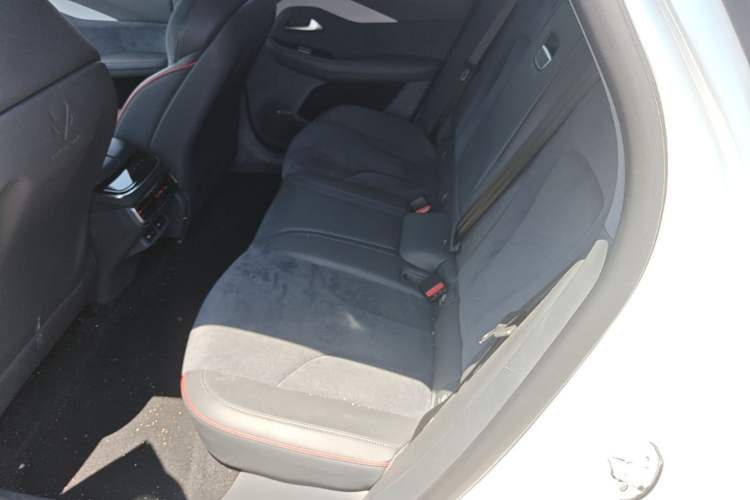 Used ARCFOX Alpha S 2022 HI Version Advanced Edition Left Rear Seat
