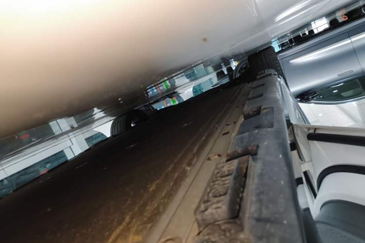 Used ARCFOX Alpha S 2022 HI Version Advanced Edition Left Side Sill