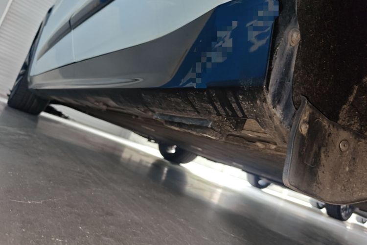 Used ARCFOX Alpha S 2022 HI Version Advanced Edition Left Side Sill