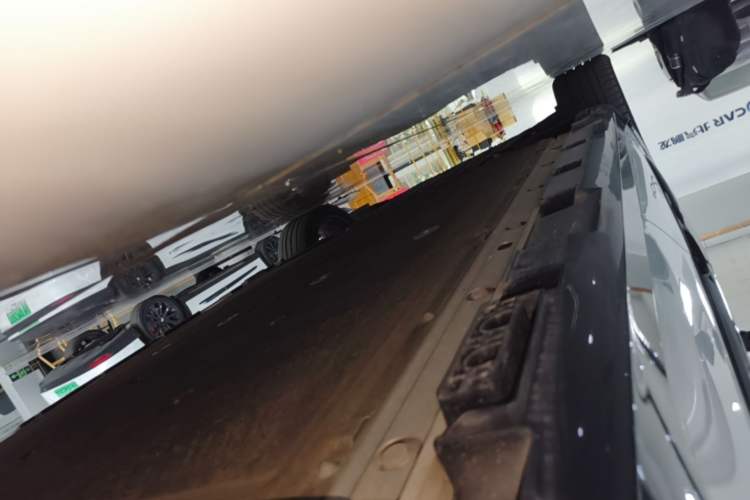 Used ARCFOX Alpha S 2022 HI Version Advanced Edition Left Side Sill