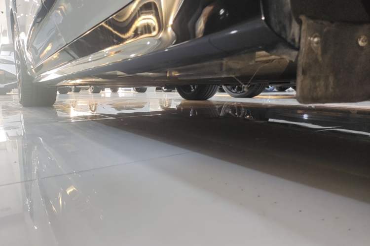 Used ARCFOX Alpha S 2022 HI Version Advanced Edition Left Side Sill