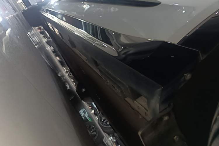 Used ARCFOX Alpha S 2022 HI Version Advanced Edition Left Side Sill