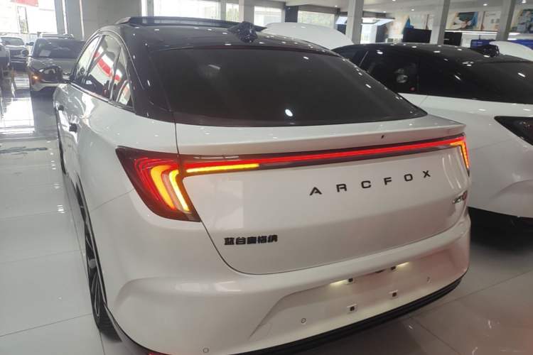Used ARCFOX Alpha S 2022 HI Version Advanced Edition Rear