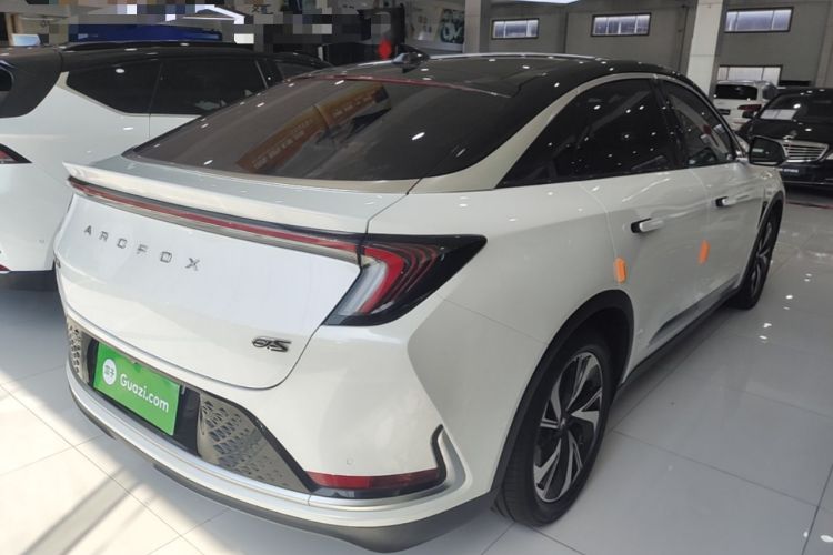 Used ARCFOX Alpha S 2022 708S+ 160kW Rear Right 45 Deg