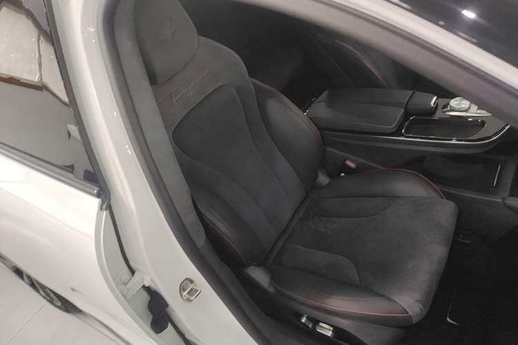 Used ARCFOX Alpha S 2022 HI Version Advanced Edition Right Front Seat