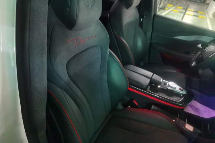 Used ARCFOX Alpha S 2022 HI Version Advanced Edition Right Front Seat